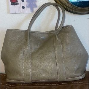 Hermes soft leather nice stench no damage gray color